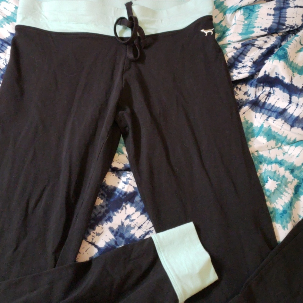 VS PINK LEGGINGS - Picture 3 of 4